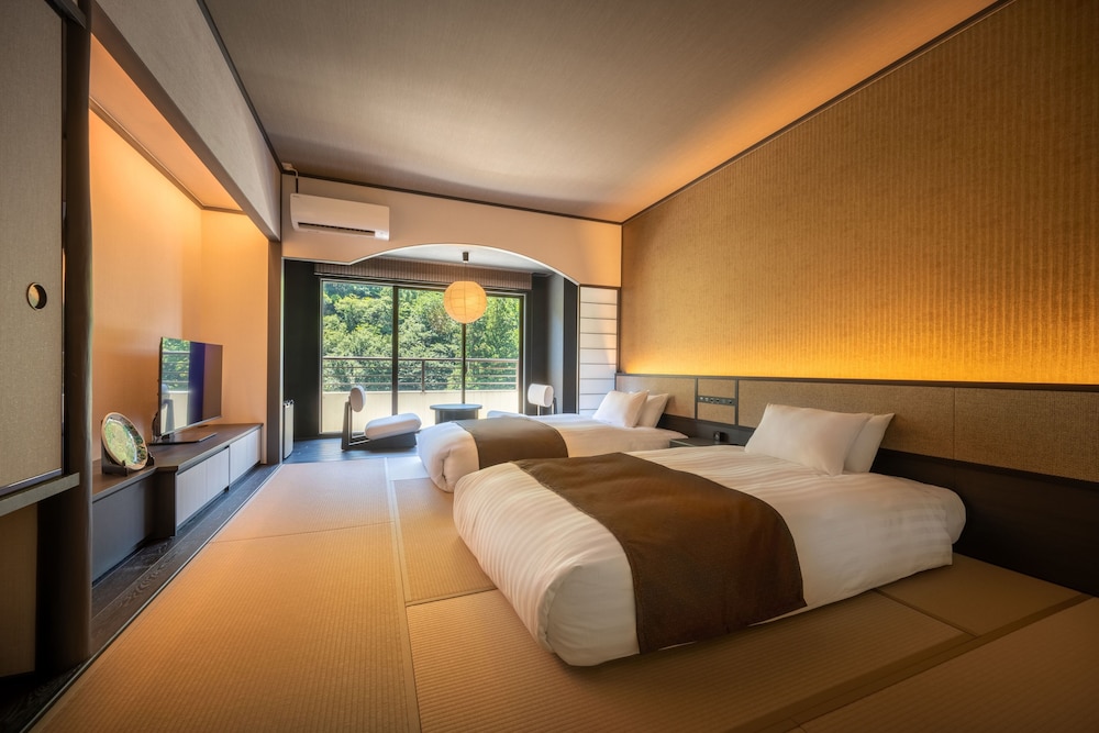 Superior Japanese-Western Style Room, Non Smoking photo 1