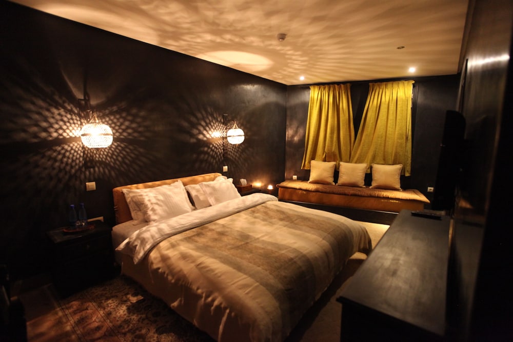 Standard Double or Twin Room photo 2