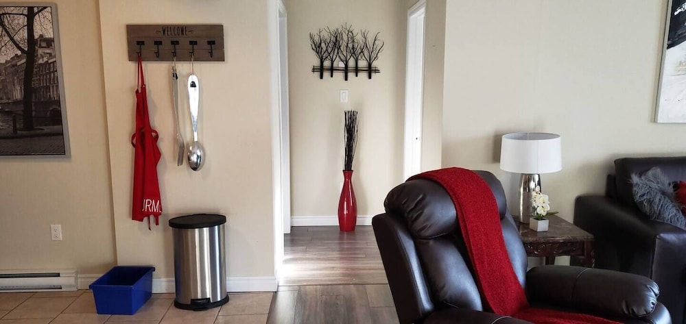 Suite #2 - 39 photo 3