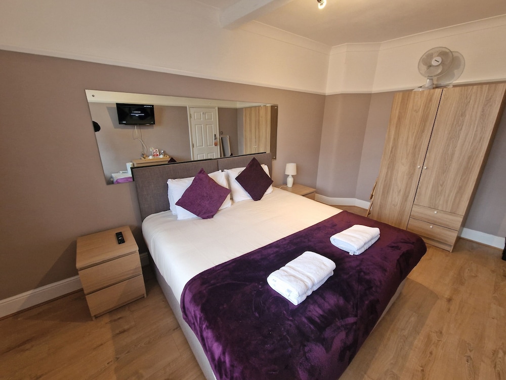Deluxe Double Room, Shared Bathroom photo 1