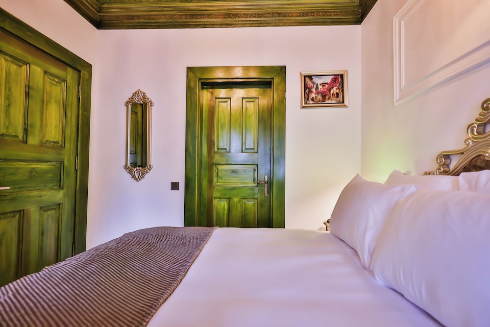 Comfort Double Room, Courtyard View photo 3
