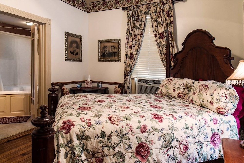 Spring Gate Suite photo 3