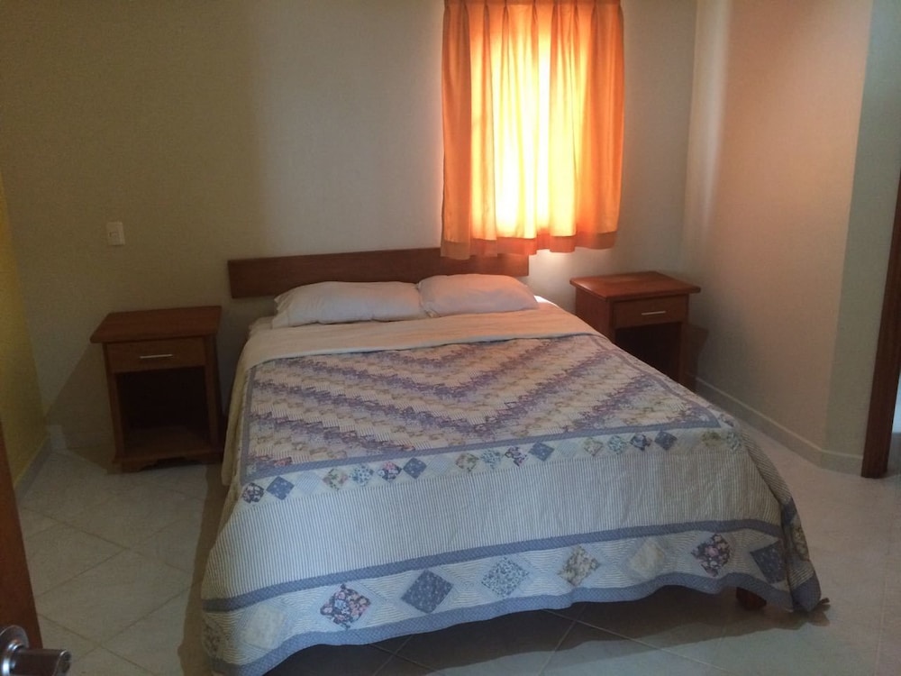 4 Bedroom Villa photo 1