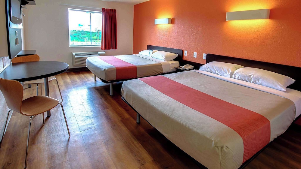 Standard Room, 2 Queen Beds, Non Smoking, Kitchenette photo 1