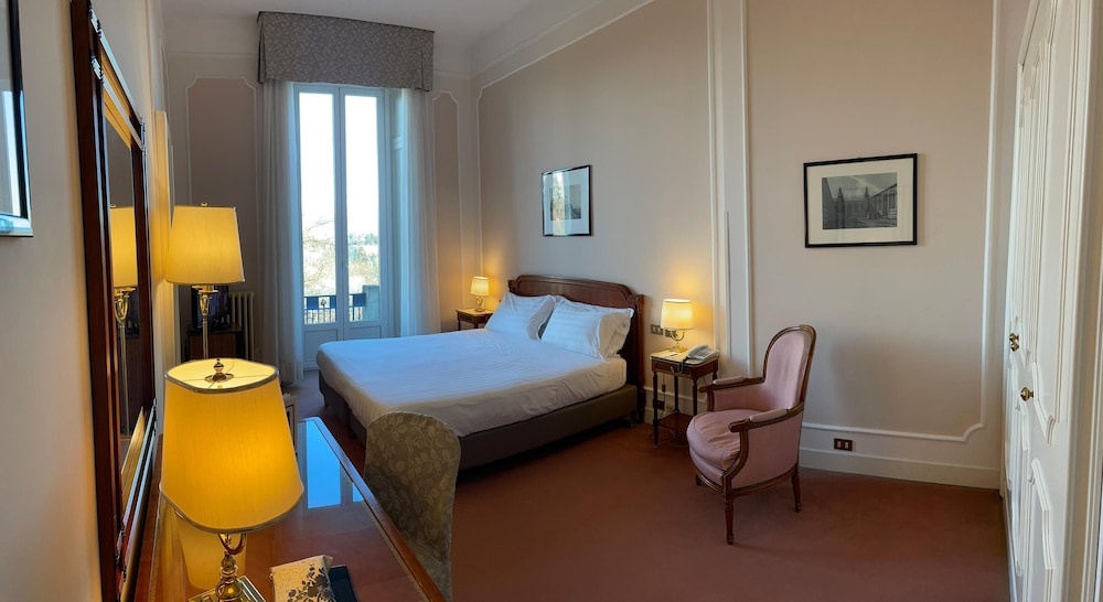 Double Room, 1 Bedroom, Park View - Photo 3