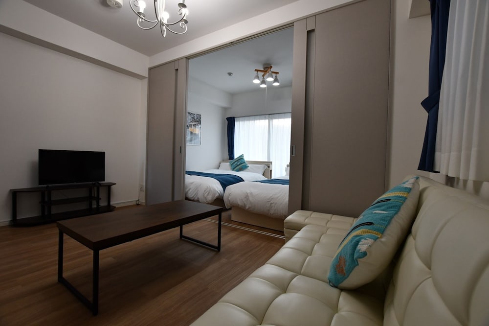 Basic Apartment - Photo 6