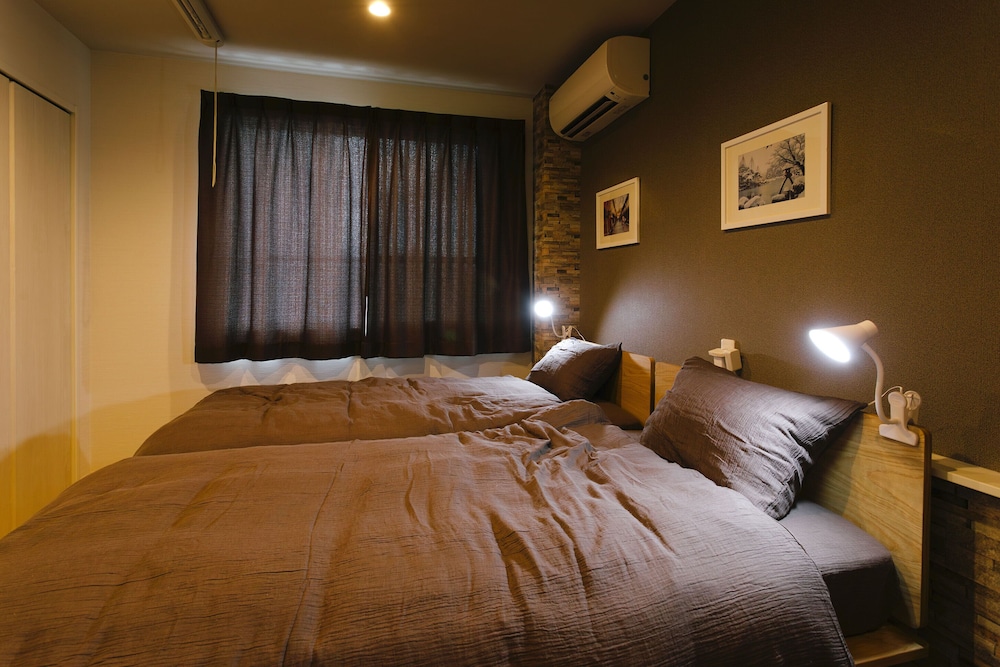 Apartment photo 1
