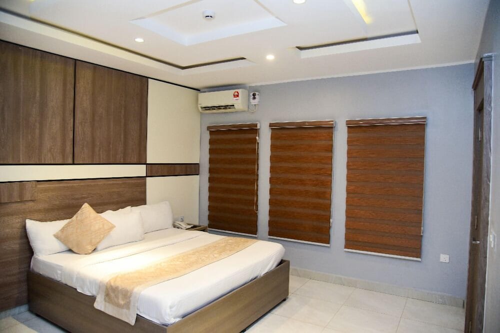 Royal Room