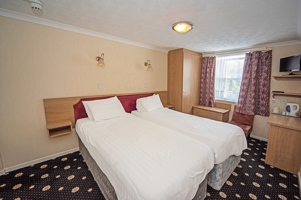 Standard Twin Room photo 2