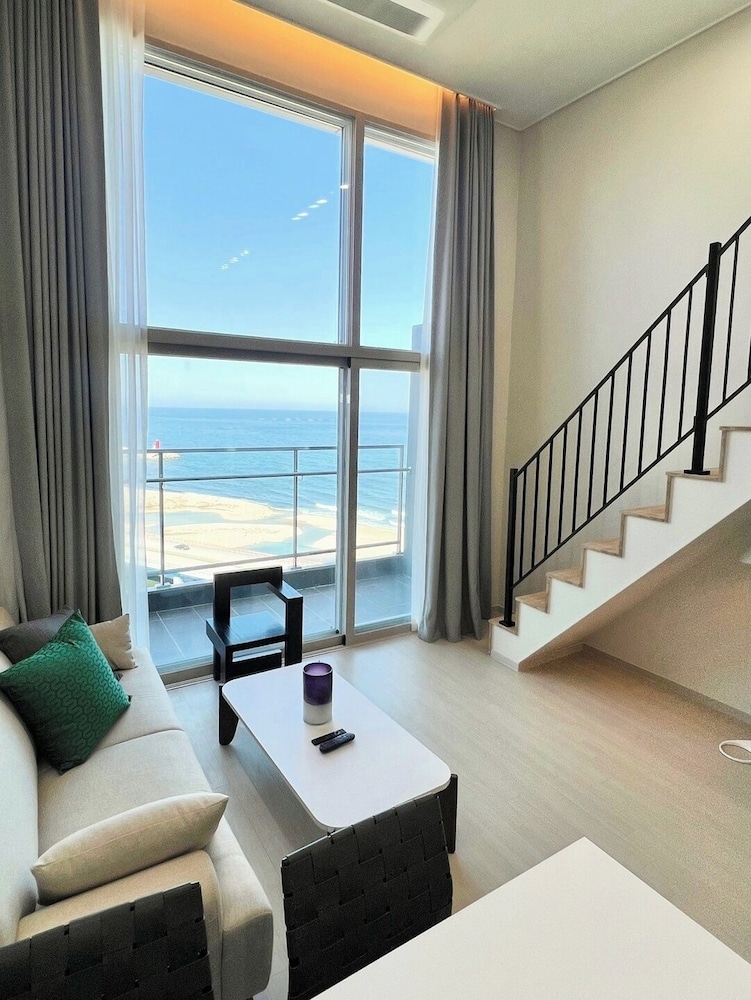 Marina Grand Loft