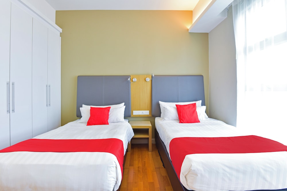 Two Bedroom Suite - Twin Tower with Pool View
