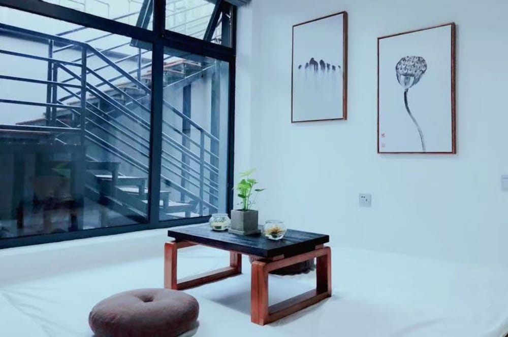 Exclusive House photo 3