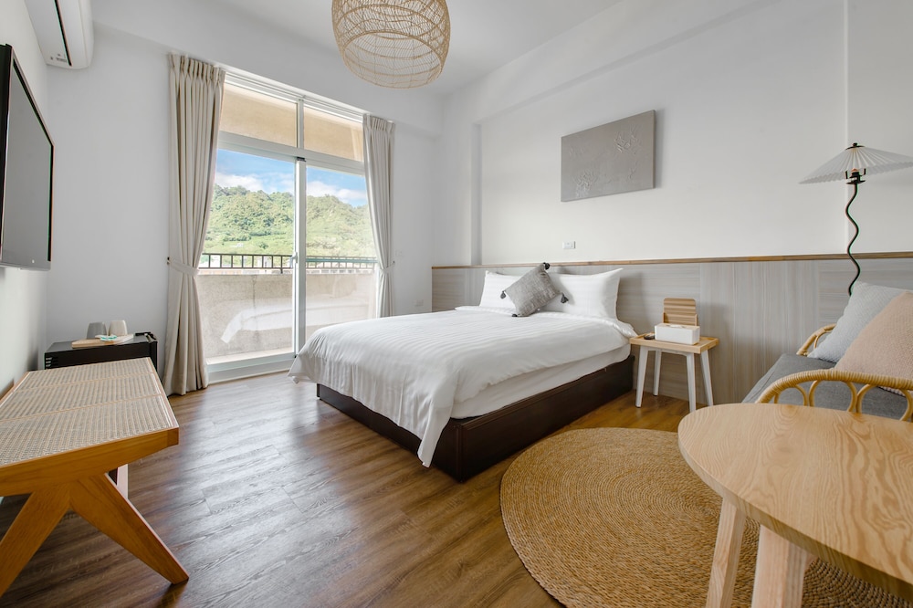 Suite with Balcony - Photo 1
