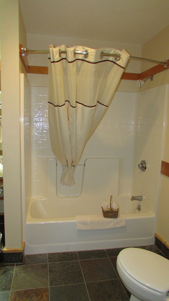 Black Elk Suite photo 3