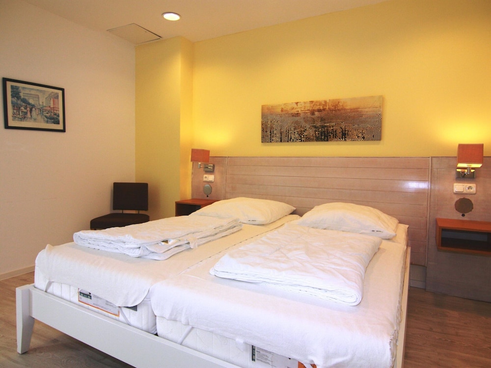 Classic Apartment, 3 Bedrooms photo 1