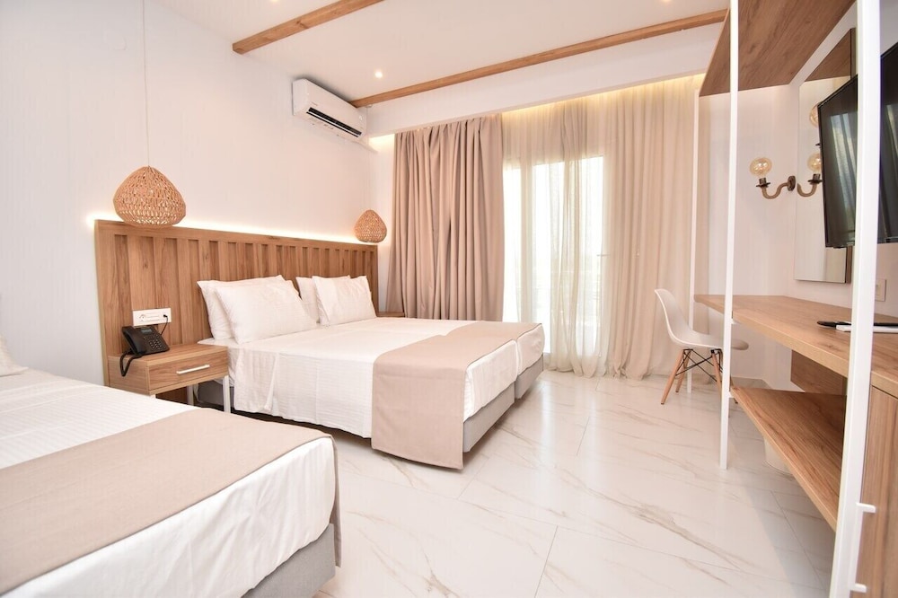Superior Quadruple Room