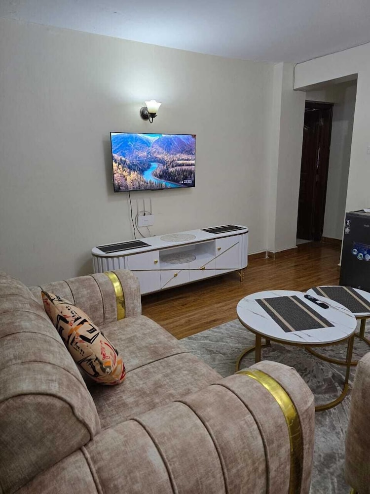 Comfort Apartment, Balcony, City View