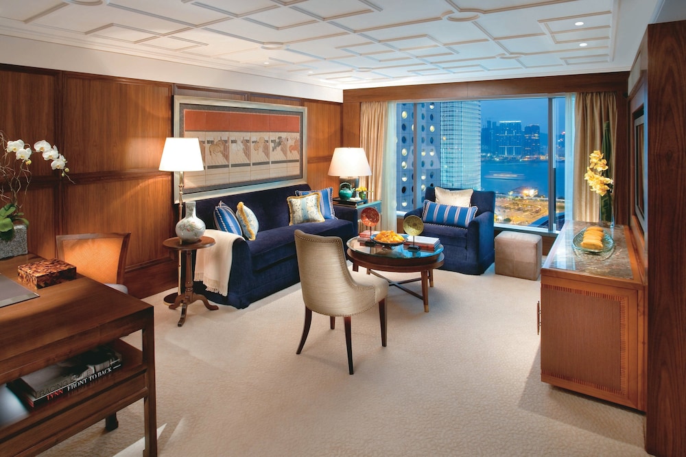 Suite (Howarth)