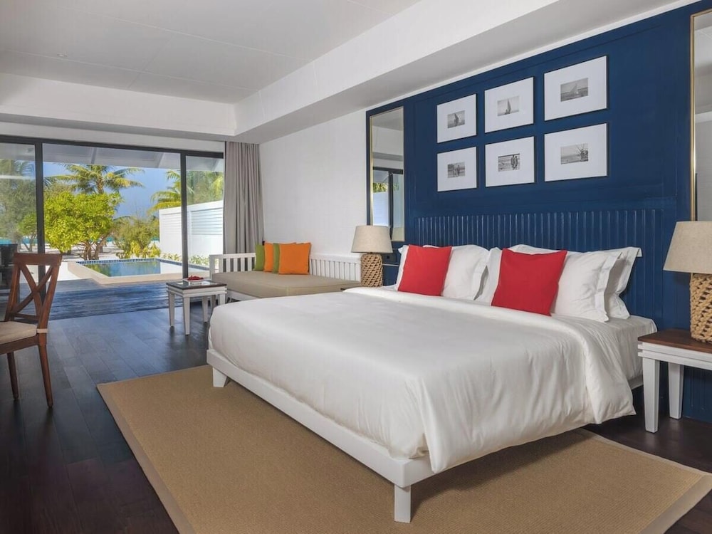 Deluxe Room, 1 Double Bed (Sunset Deluxe Beach Pool Villa) - Photo 1