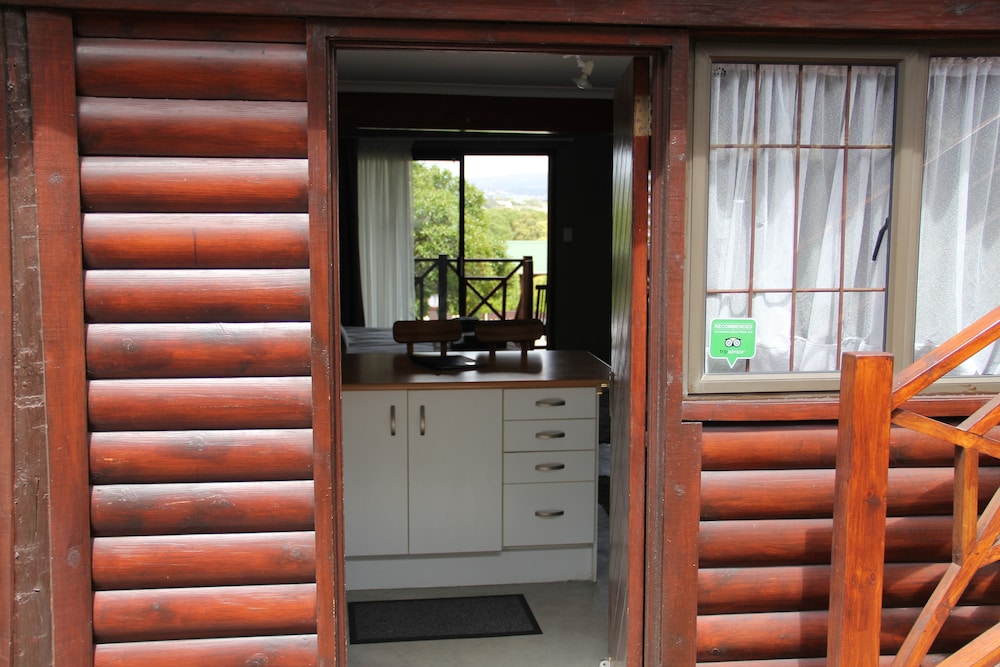 Cabana1 photo 2