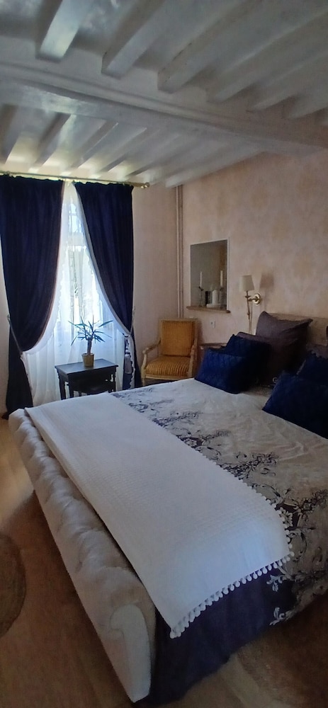 Suite, 1 Bedroom, Garden View, Ground Floor photo 3