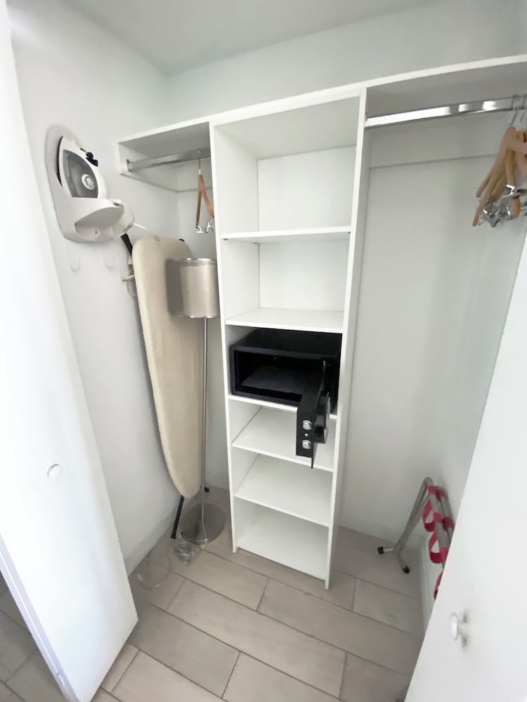 Comfort Studio, Microwave, Canal View