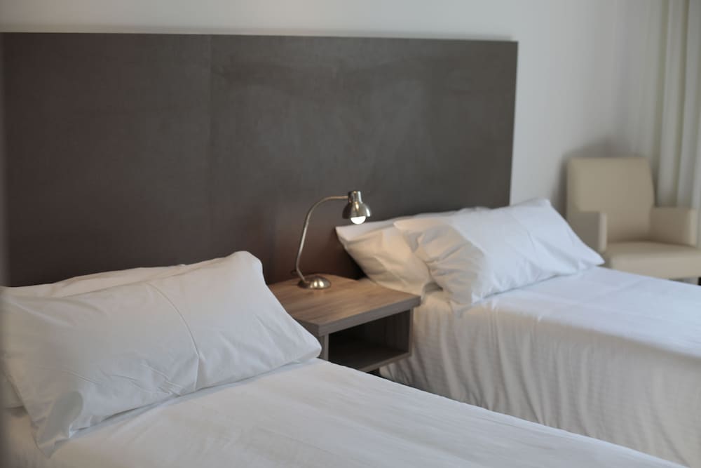 Comfort Twin Room, Accessible photo 1