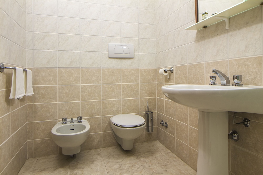 Superior Triple Room photo 3