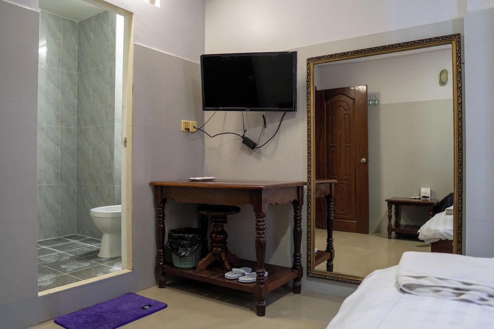 Standard Double Room - Photo 4