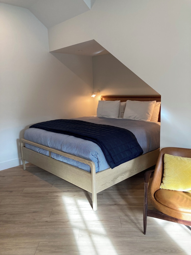 Standard Double Room, 1 Queen Bed, Pets Allowed, Ground Floor photo 1