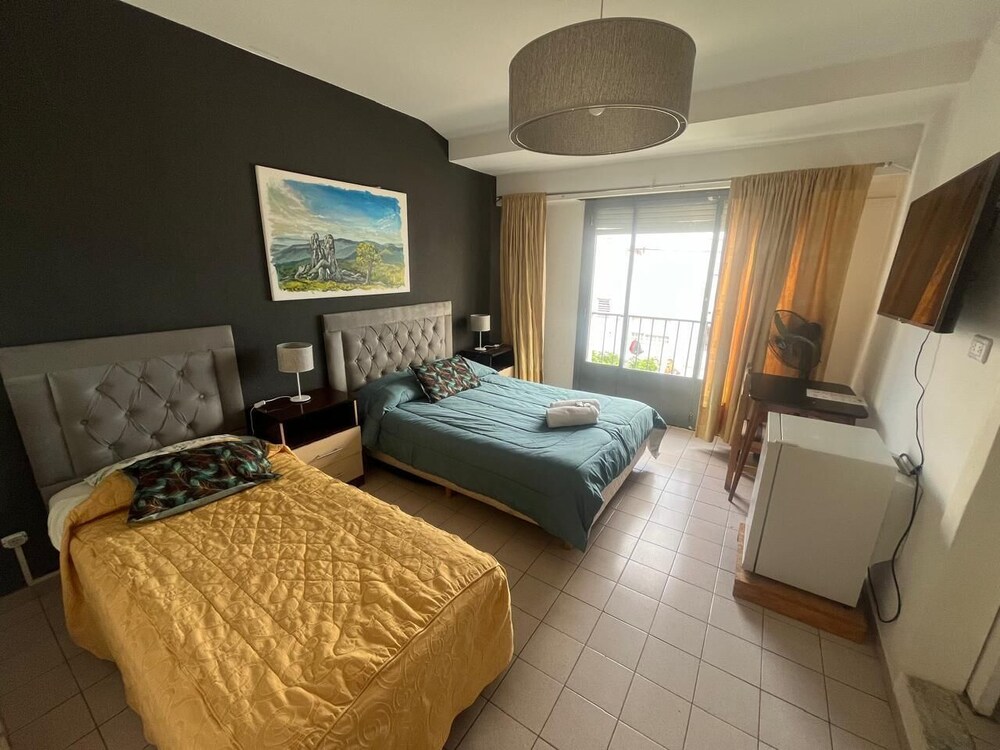 Standard Triple Room, Balcony, City View photo 1
