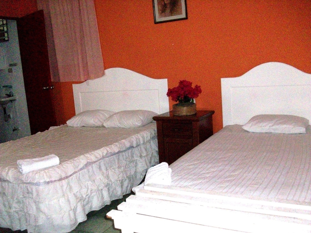 Basic Triple Room, Multiple Beds, Non Smoking photo 1