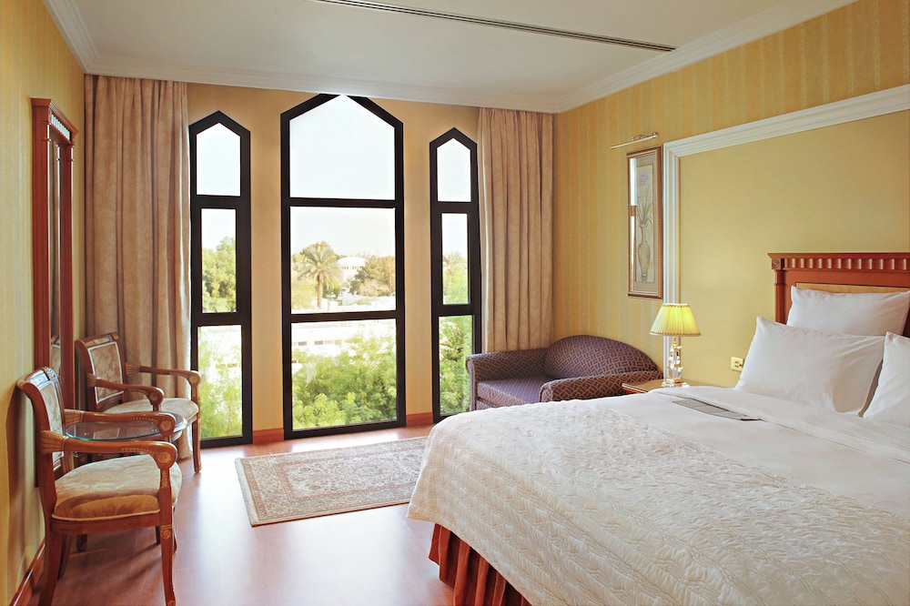 Standard Room, 1 King Bed with Sofa bed - Photo 1