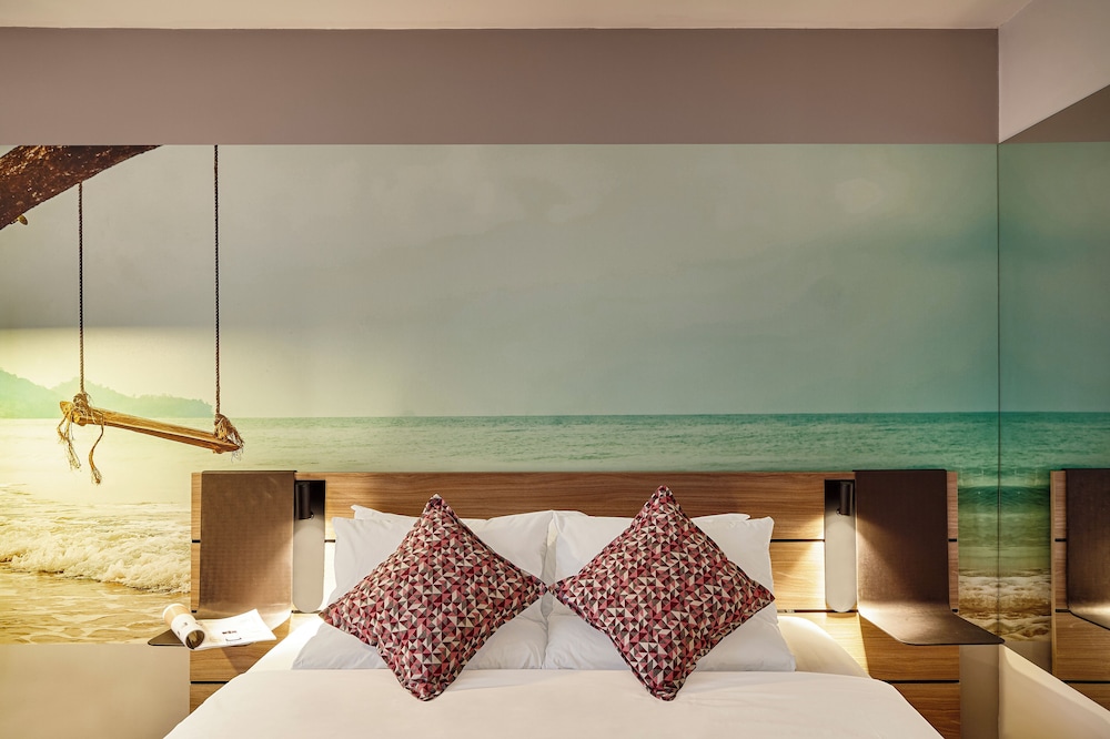 Superior Room, 1 Queen Bed with Sofa bed - Photo 2
