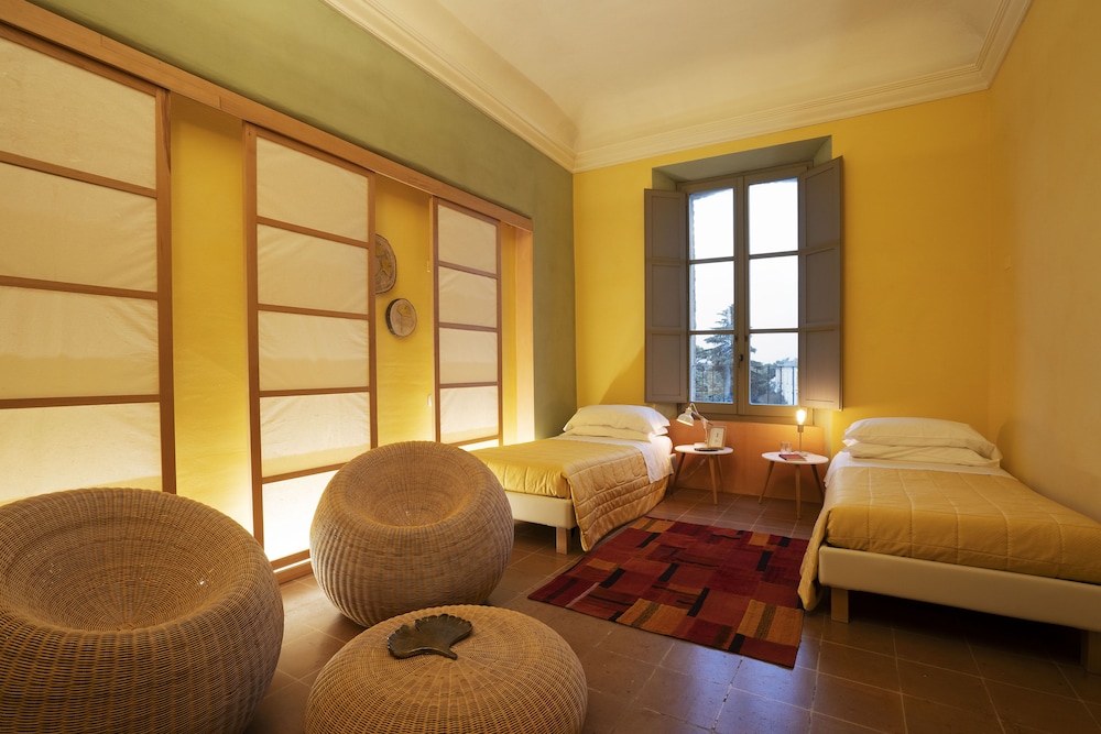 Deluxe Room, 2 Twin Beds, Ensuite photo 1