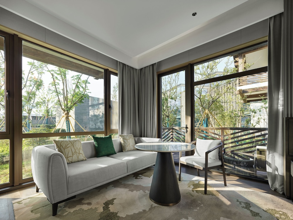 Deluxe Twin Room, Courtyard Area photo 1