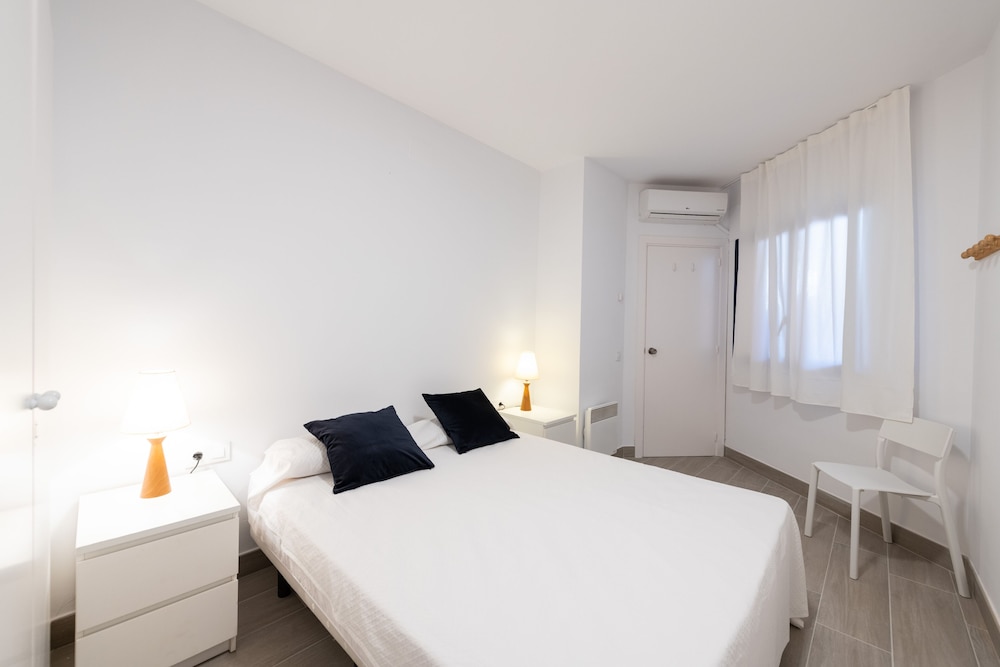 Apartment, 2 Bedrooms, Balcony photo 3