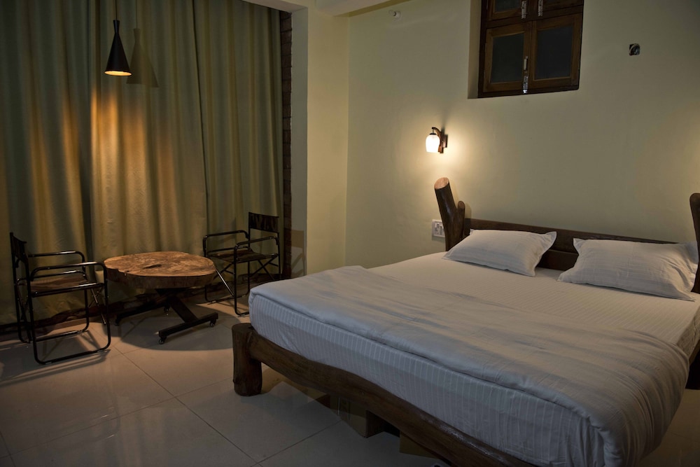 Deluxe Room - Photo 1