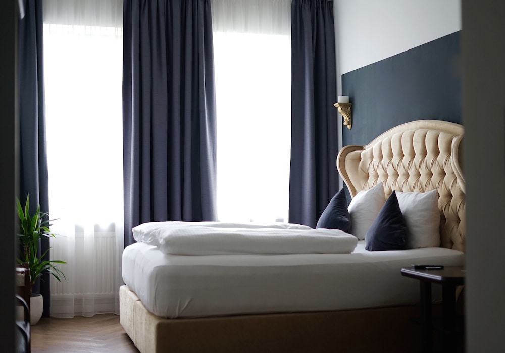 Double Room - Photo 1