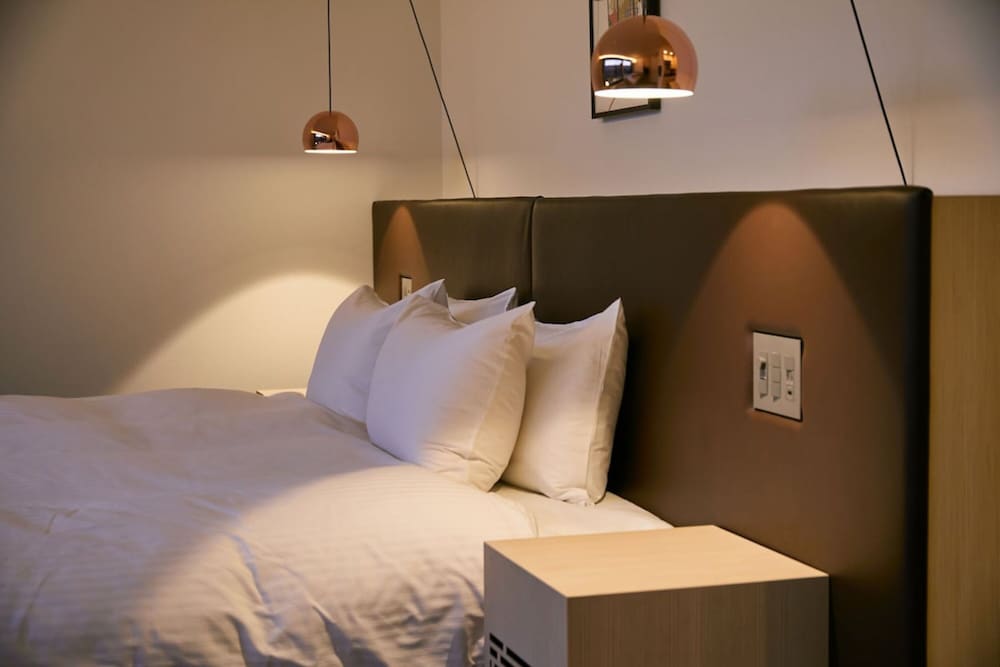 Suite Room - Photo 4