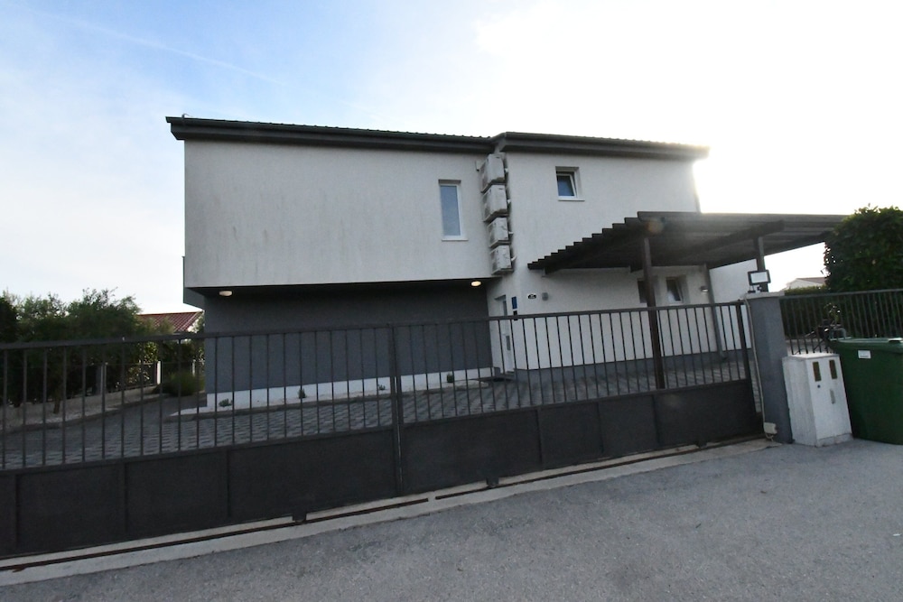 Villa (Deluxe Four Bedroom Villa with Privat)