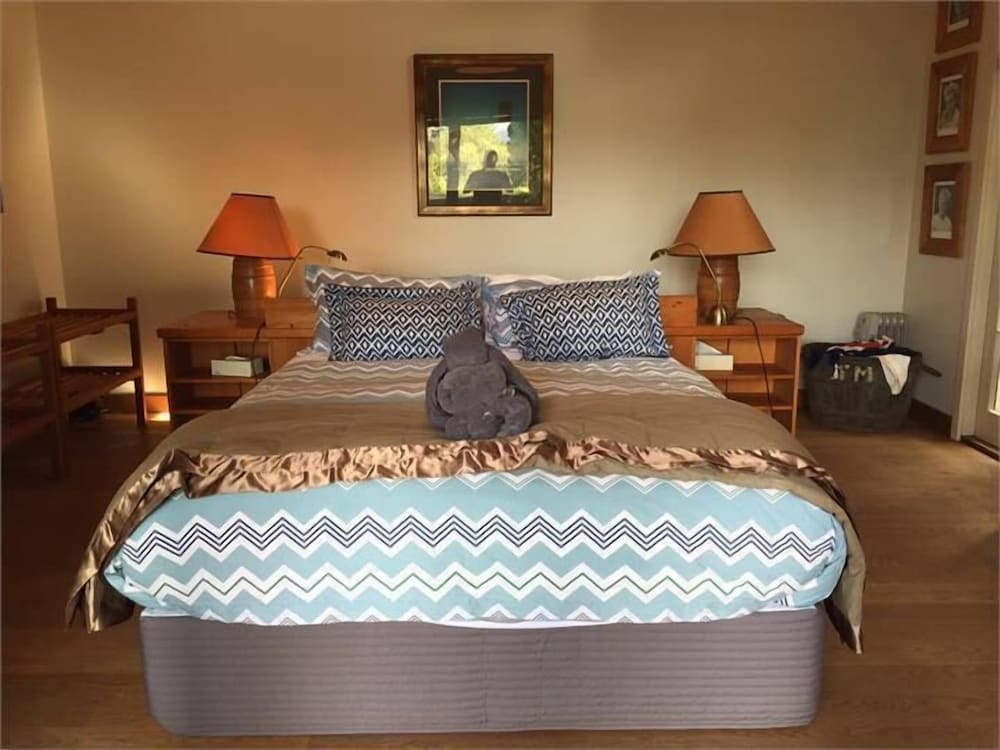 Cottage, 4 Bedrooms, Beach View photo 3