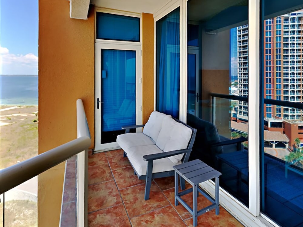 Condo, Multiple Beds, Balcony (#1-1203 - No Pets) photo 3