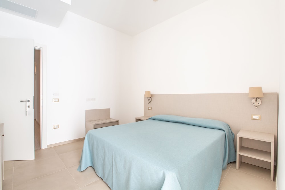 Basic Single Room