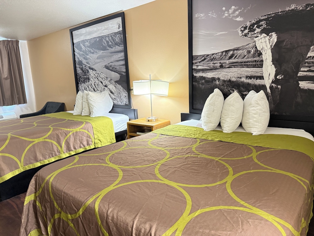 Family Room, Multiple Beds, Non Smoking photo 1