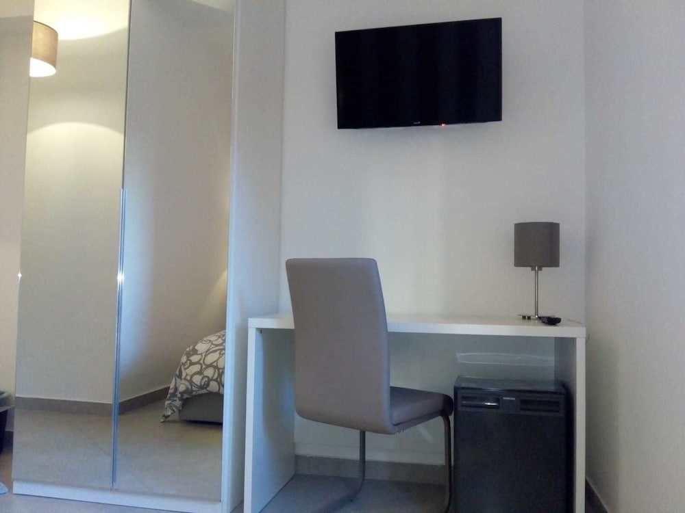 Double Room Single Use photo 3