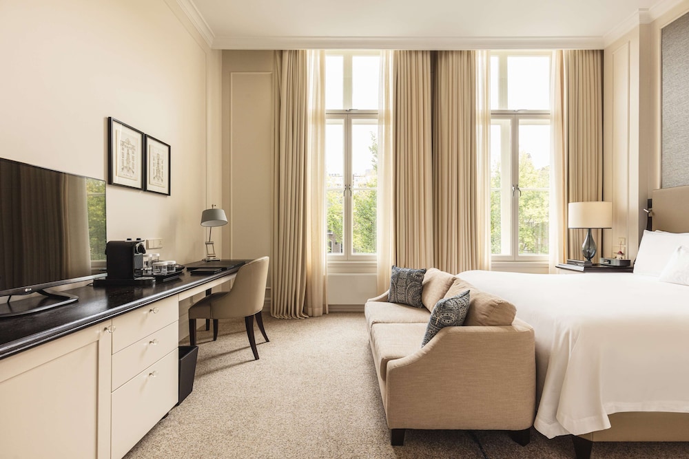 Superior Room, 1 King Bed, Accessible