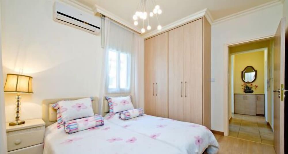 Superior Villa, 3 Bedrooms, Pool View photo 1