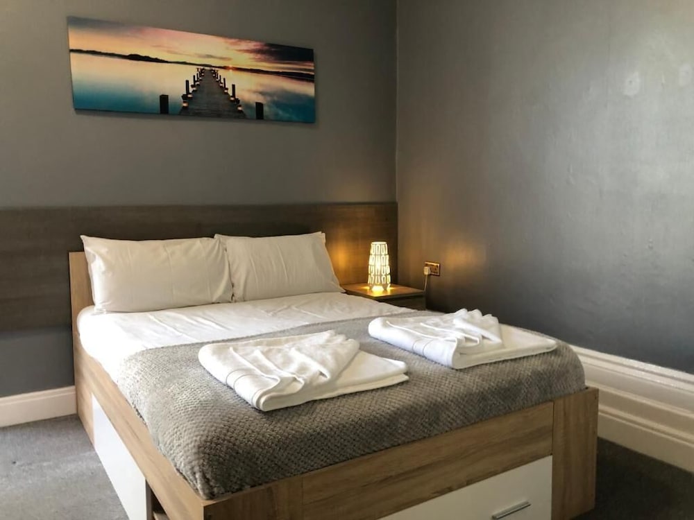 Standard Double Room, City View