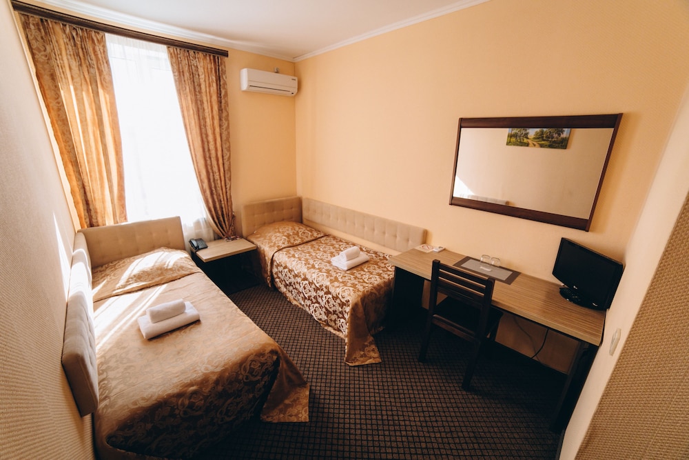 Standard Room, 2 Twin Beds photo 3